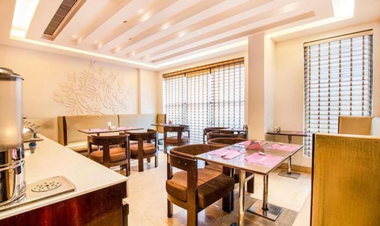 Jasmine Boutique Hotel Jasola نيودلهي المظهر الخارجي الصورة